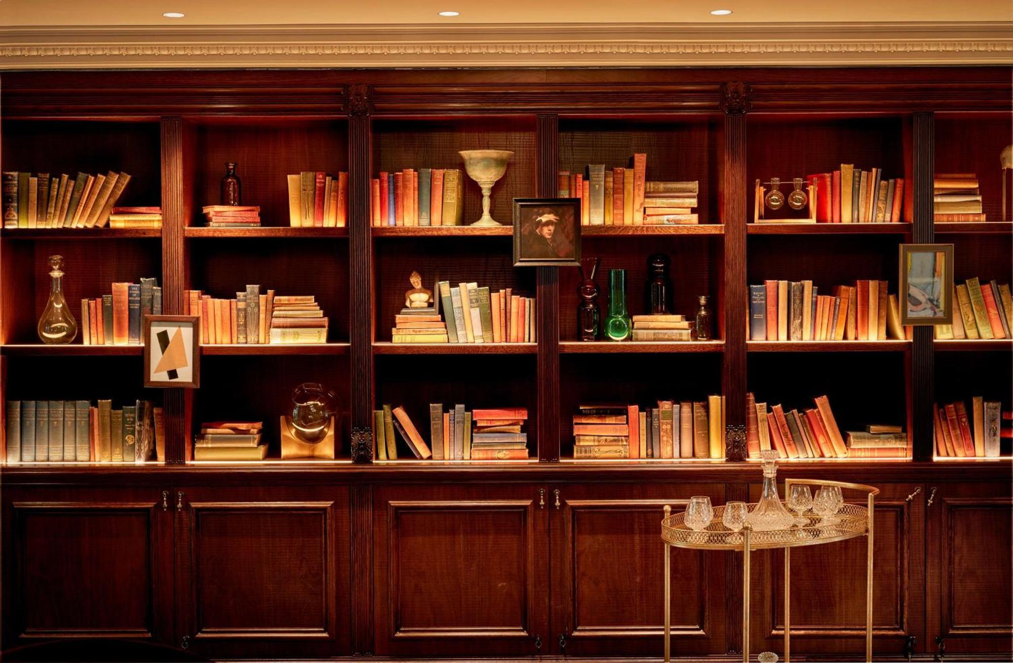 100 Queen'S Gate Hotel London, Curio Collection By Hilton Interno foto Library at the St. Regis